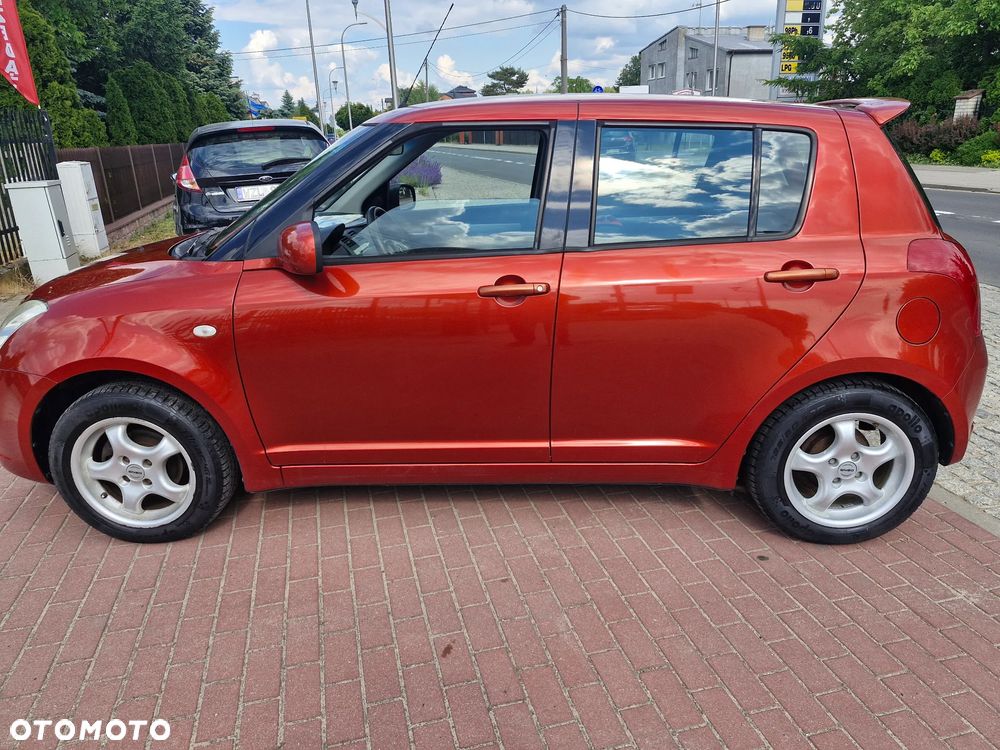 Suzuki Swift - 3
