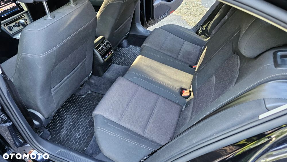 Volkswagen Passat 1.8 TSI BMT Comfortline DSG - 10