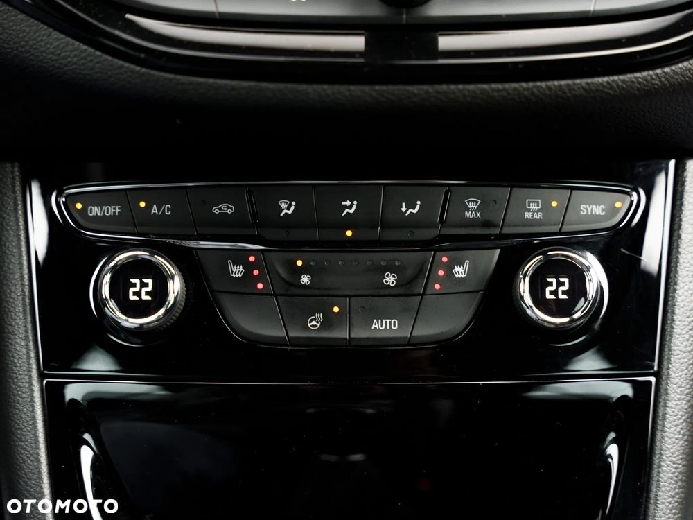 Opel Astra 1.6 Turbo Start/Stop Innovation - 19