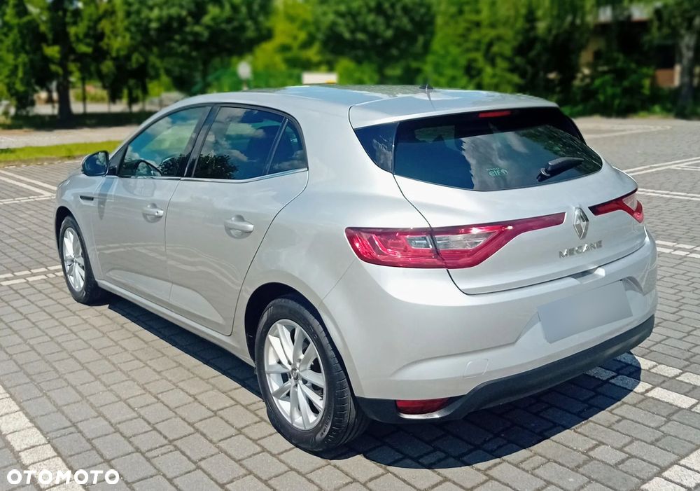 Renault Megane 1.5 dCi Energy Life EU6 - 12