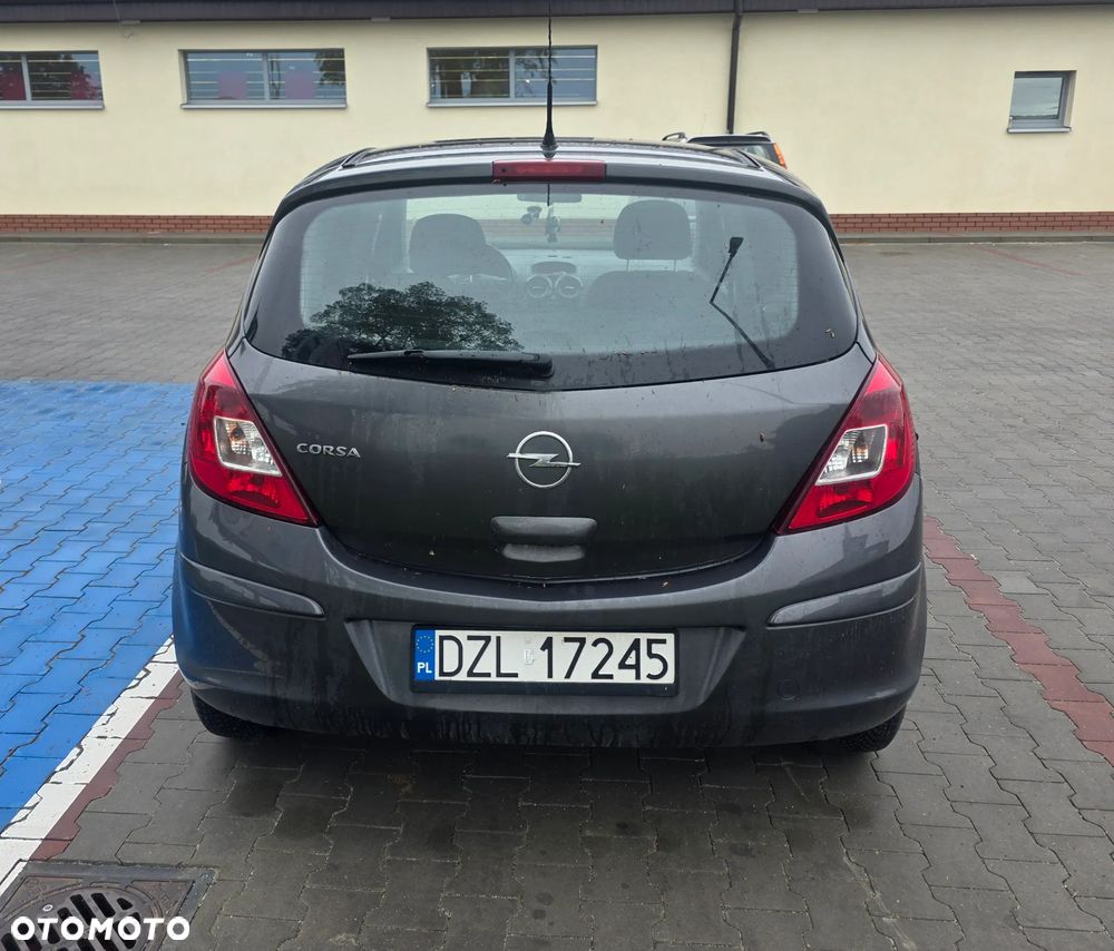 Opel Corsa - 8