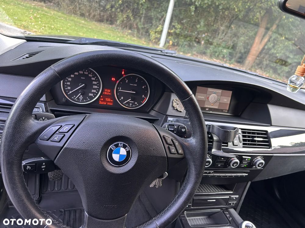 BMW Seria 5 - 22