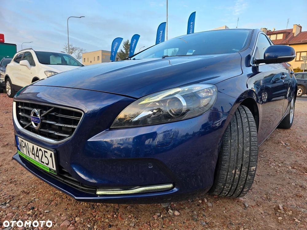 Volvo V40