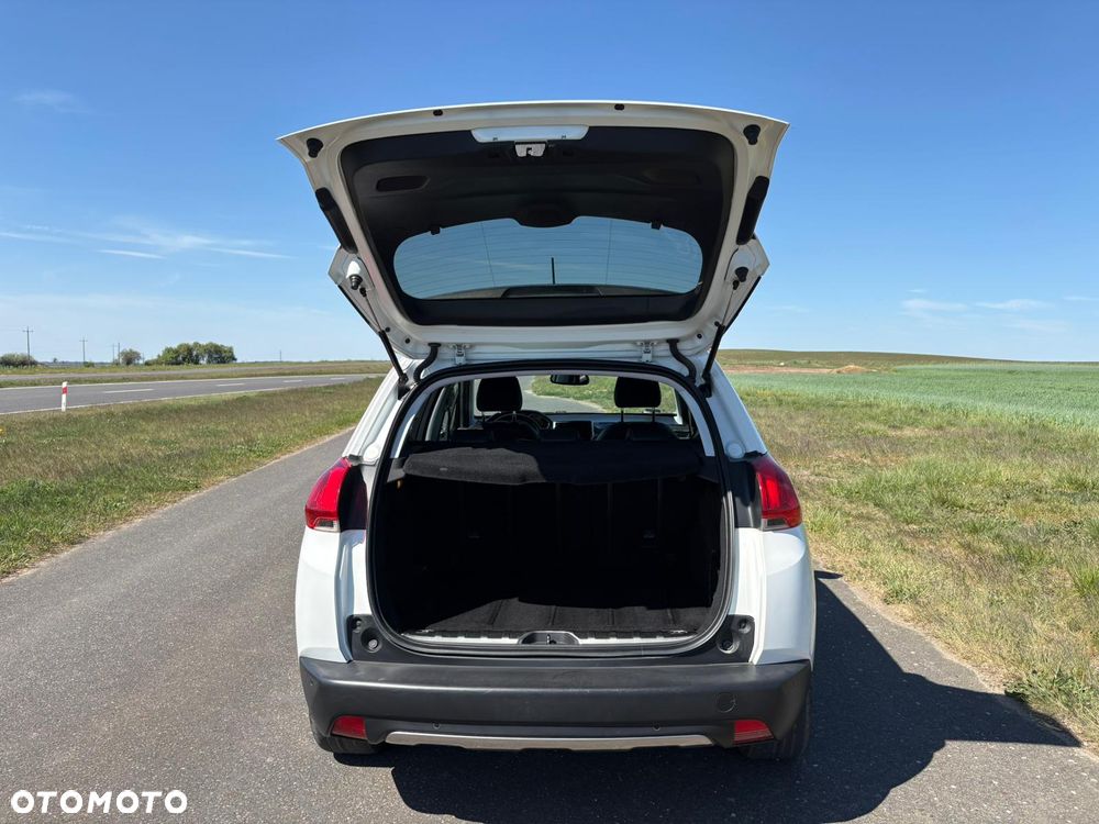 Peugeot 2008 e-HDi FAP 115 STOP & START Allure - 10