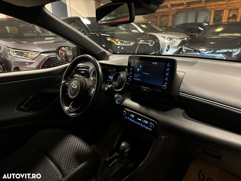 Toyota Yaris 130 1.5 VVT-i Premiere Edition - 24