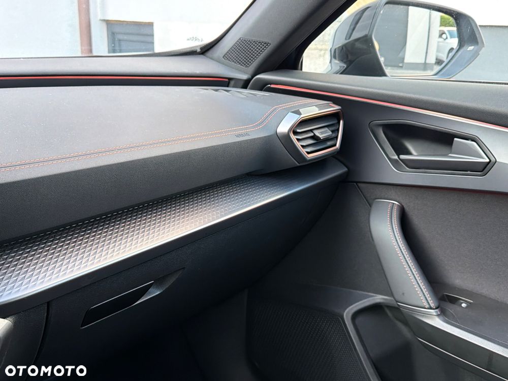 Cupra Formentor 1.5 eTSI mHEV DSG - 13