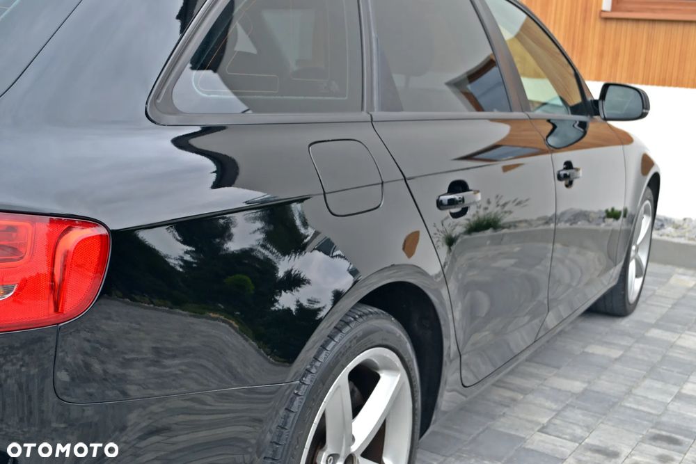 Audi A4 Avant - 16