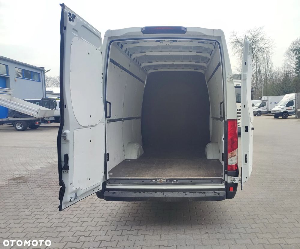 Iveco Daily automat BRYGADA - 12