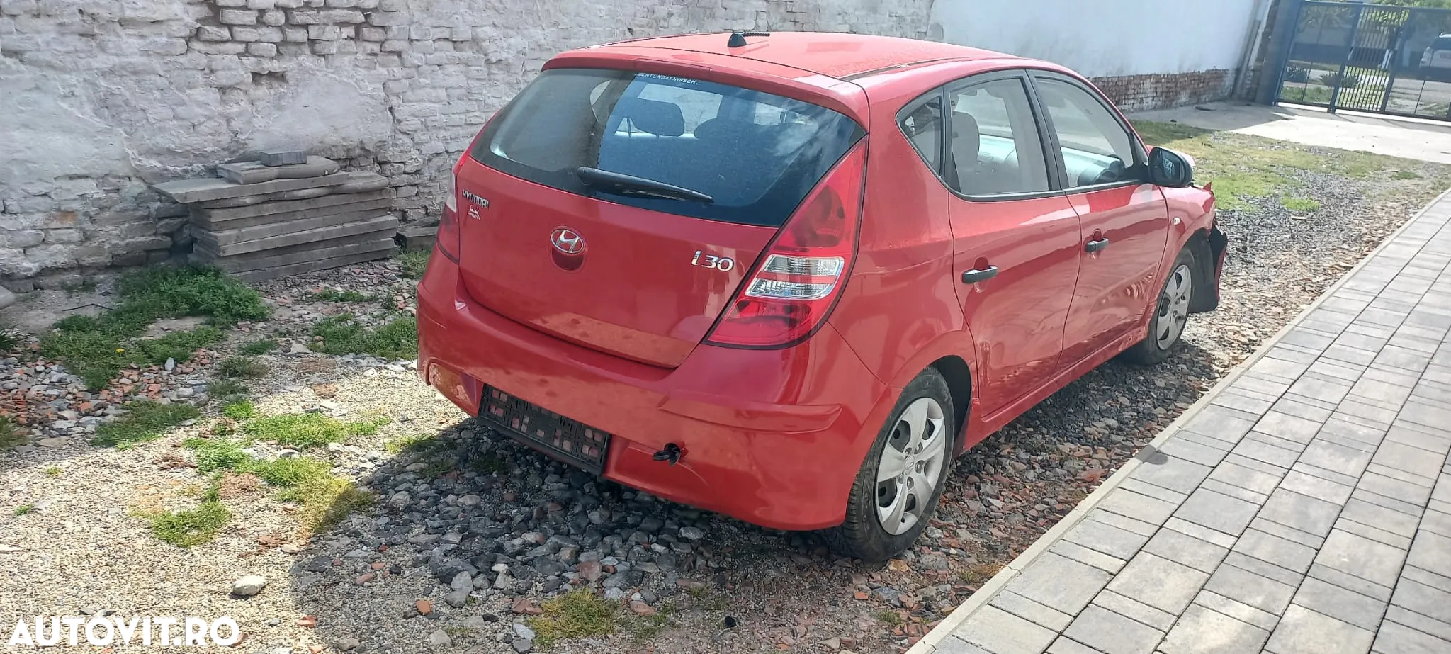 Dezmembrez Hyundai i30 an 2011 - 3