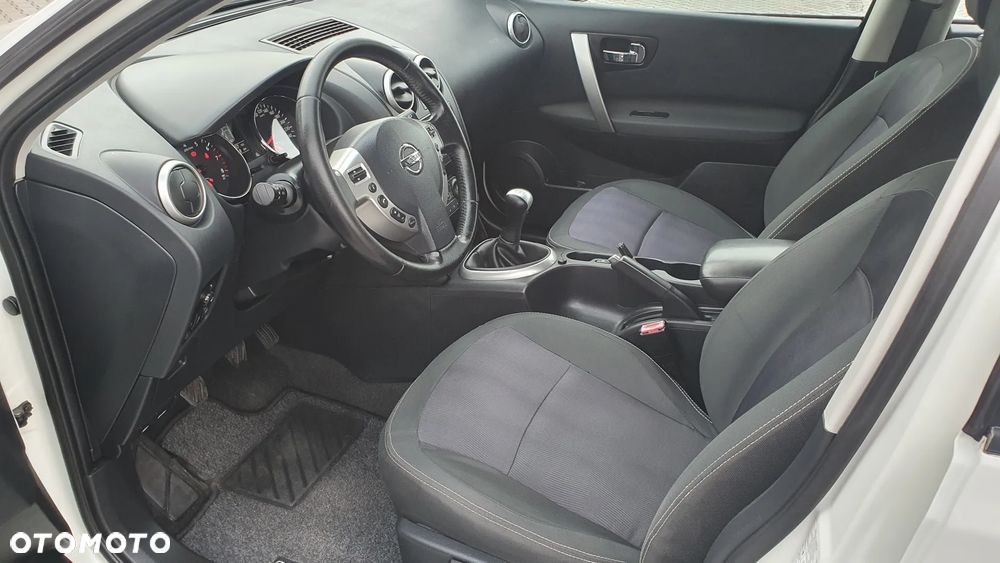 Nissan Qashqai 1.6 I-Way - 11