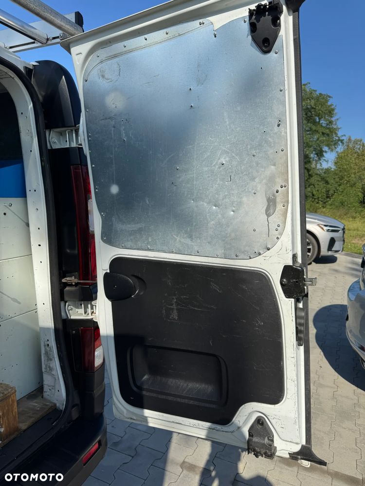 Renault Trafic LONG L2H1 - 25