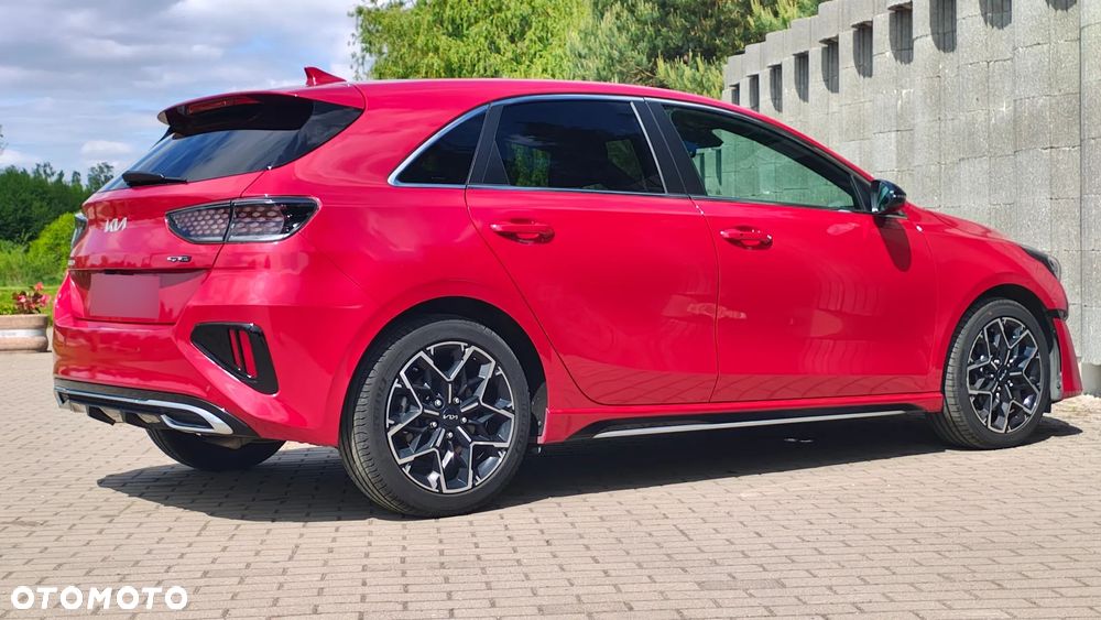 Kia Ceed 1.5 T-GDI MHEV GT-Line - 9