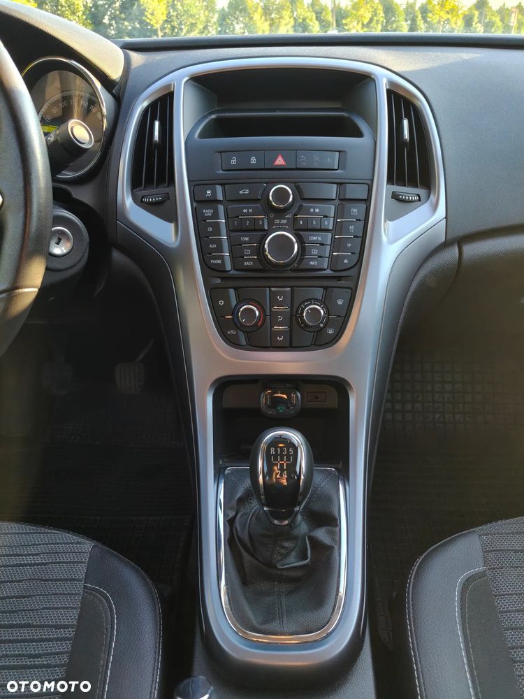 Opel Astra 1.6 Active EU6 - 11