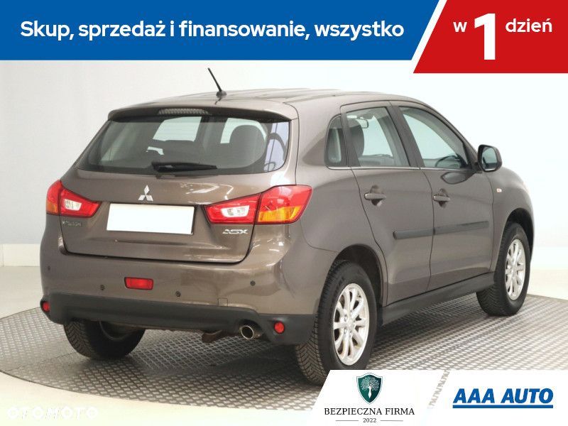 Mitsubishi ASX - 7