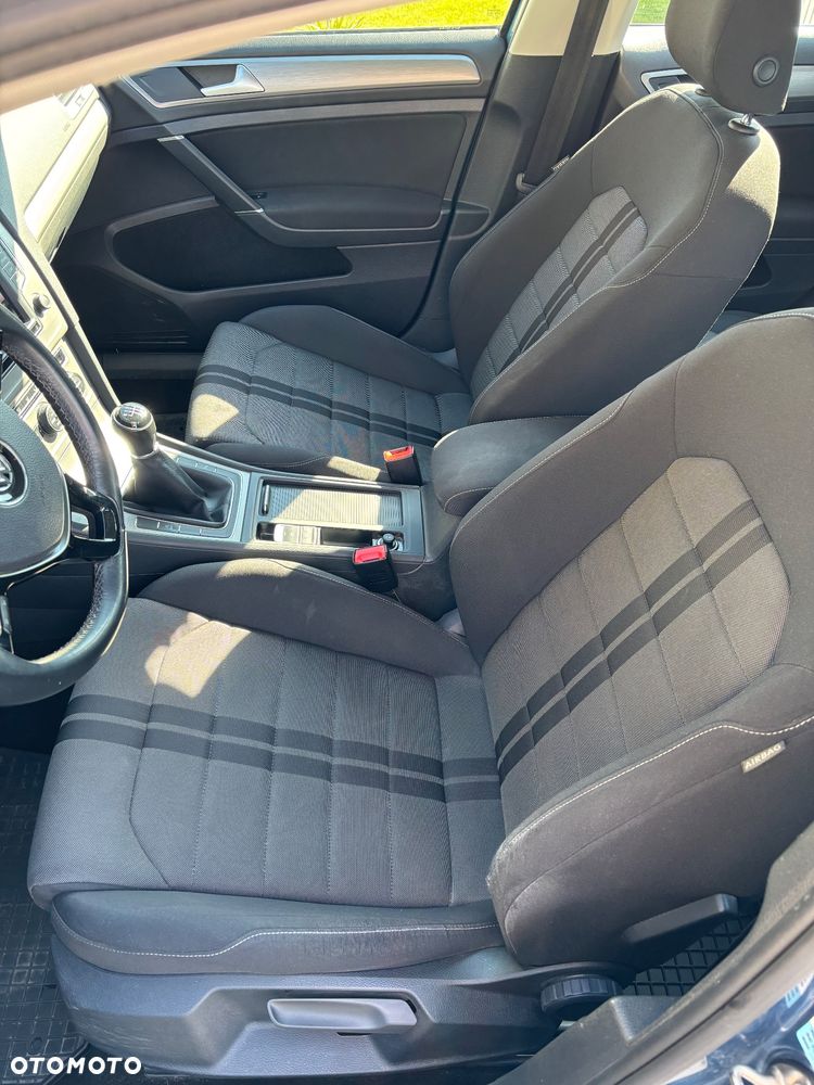 Volkswagen Golf 1.4 TSI BMT Comfortline - 13