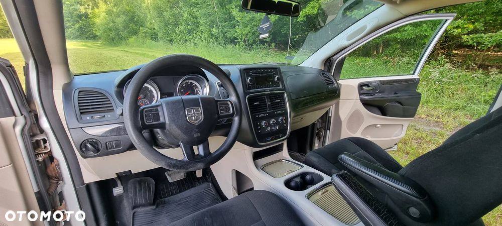 Dodge Grand Caravan 3.6 Express - 30