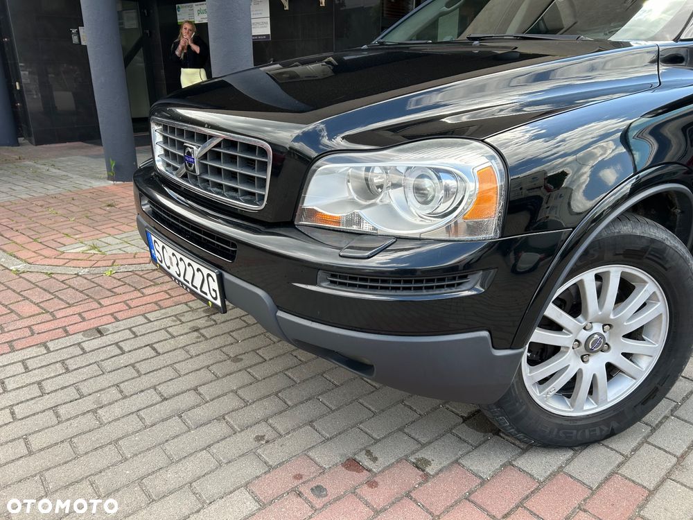Volvo XC 90 D5 AWD Momentum - 3