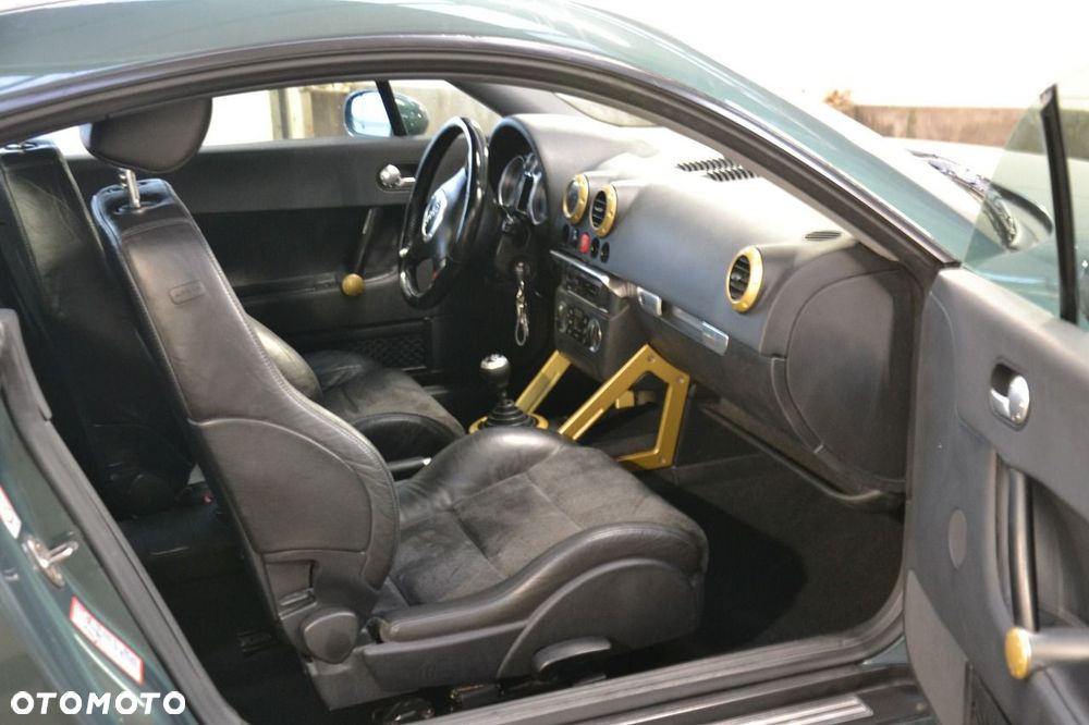 Audi TT Coupé - 19