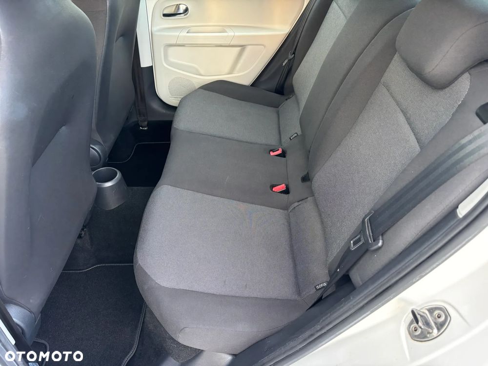 Volkswagen up! 1.0 Take - 20