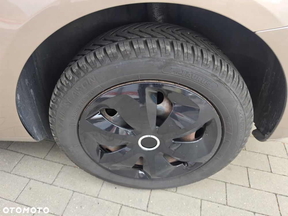 Volkswagen Touran 1.2 TSI Comfortline - 32