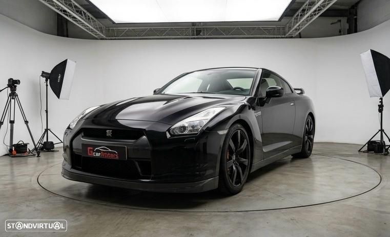 Nissan GT-R 3.8 V6 Black Edition - 4