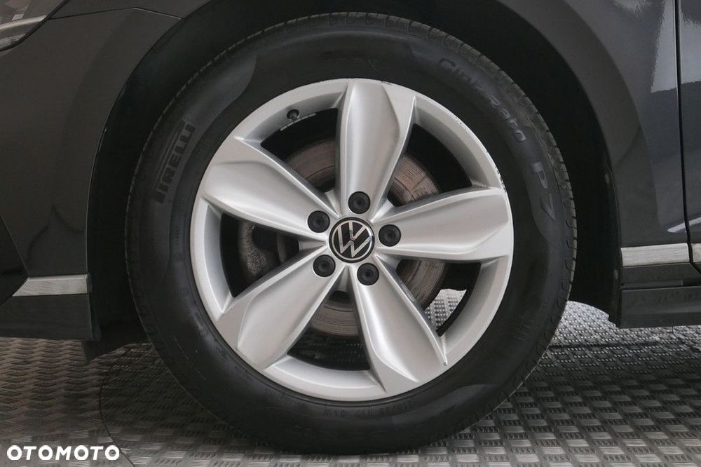 Volkswagen Passat Variant - 14