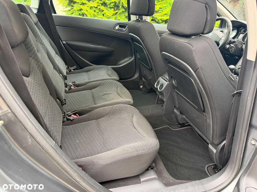 Peugeot 308 HDi FAP 90 Filou - 28