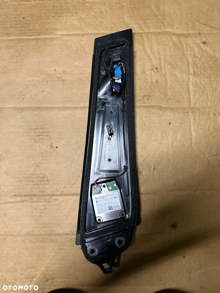 1109255-00-J KAMERA BOCZNY SŁUPEK PRAWY SZKLANY TESLA 3 - 2