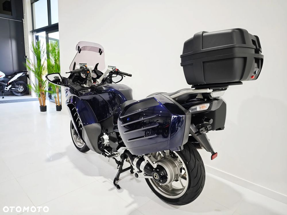 Kawasaki GTR - 20