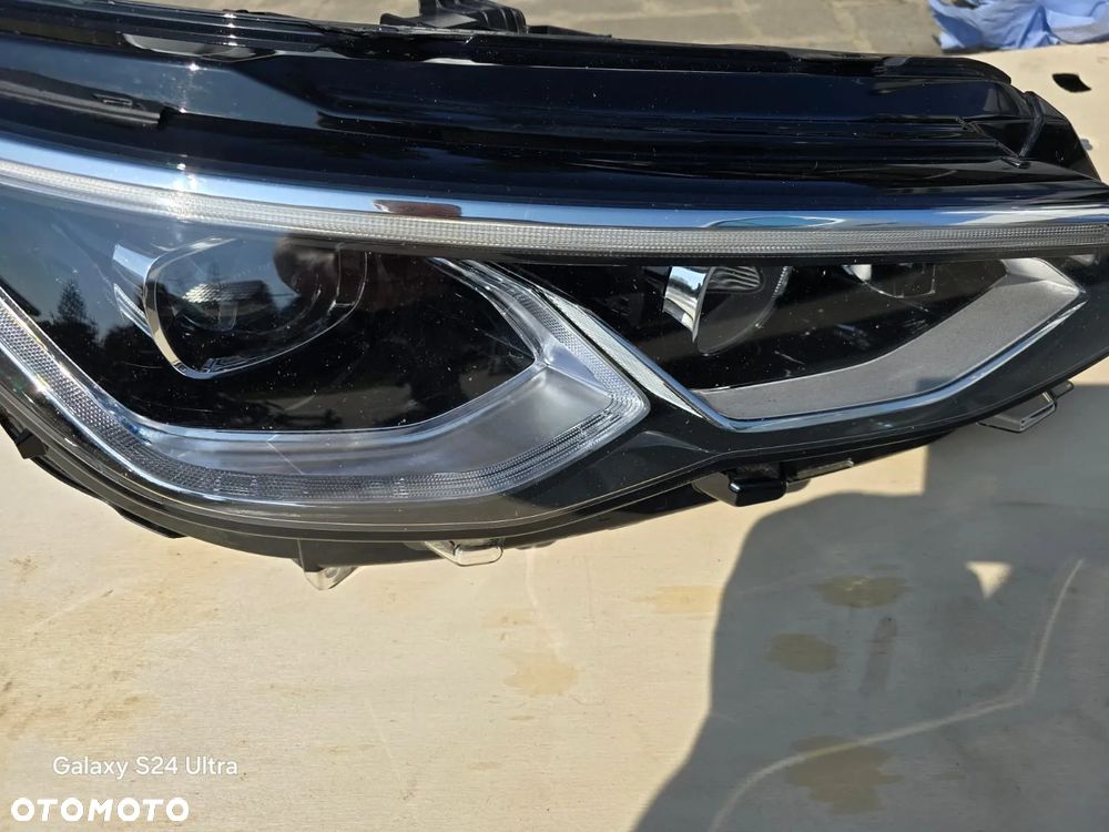 VW Golf VIII  Lampy komplet - 2