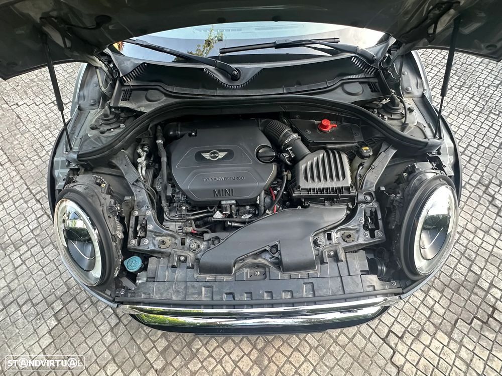 MINI Clubman Cooper SD Auto Desportiva - 34