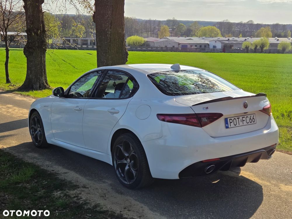 Alfa Romeo Giulia 2.2 AT8-Q4 Veloce - 20