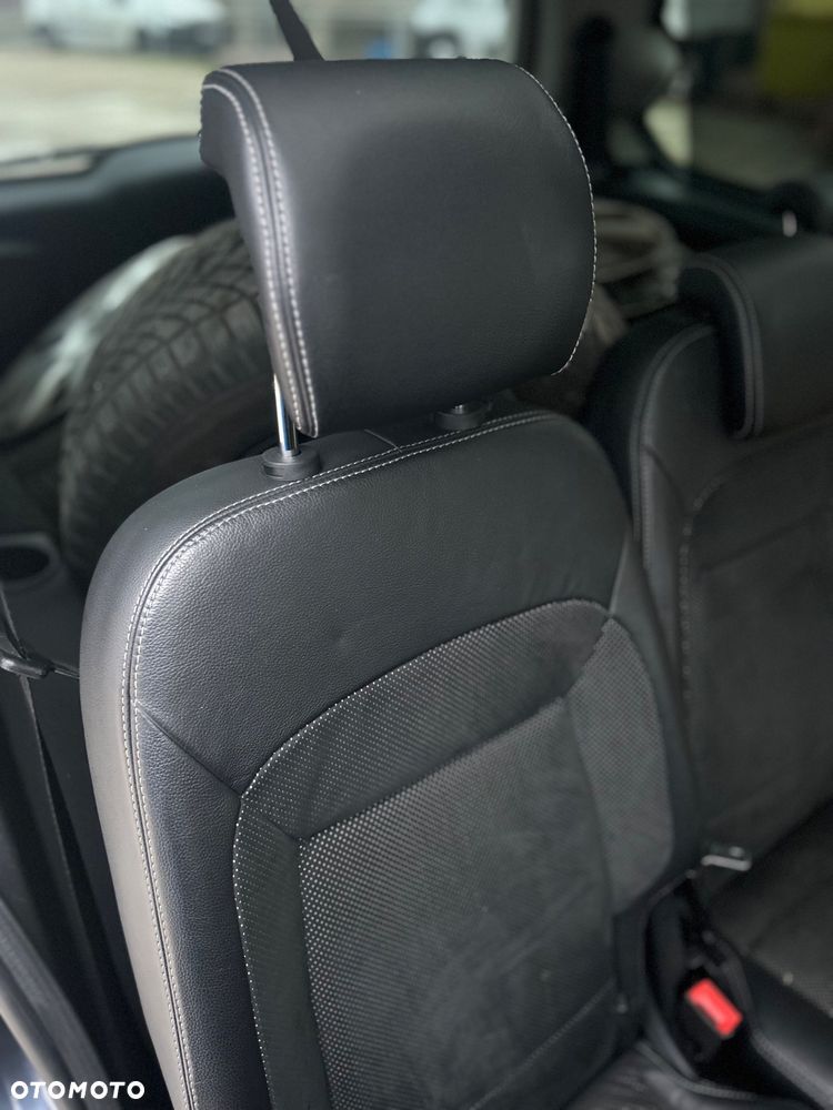 Ford Galaxy 2.3 Ambiente - 23