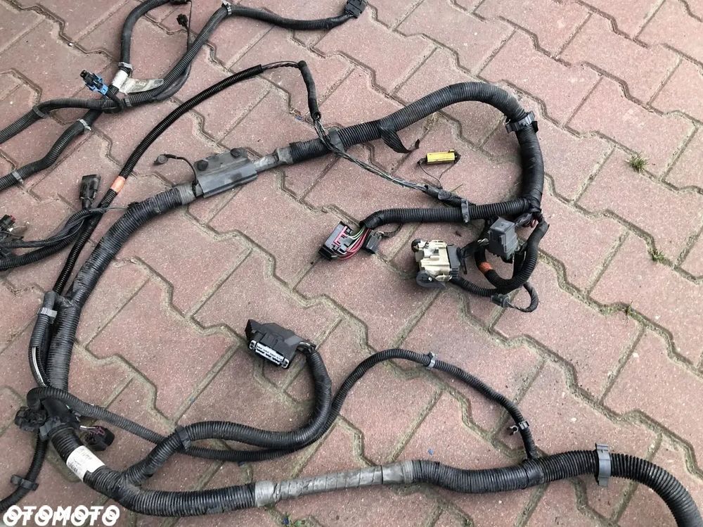 CADILLAC ESCALADE III 6,2 V8 2006-2014 WIĄZKA ELEKTRYCZNA RAMY KABLE PRZEWODY PODWOZIA - 6