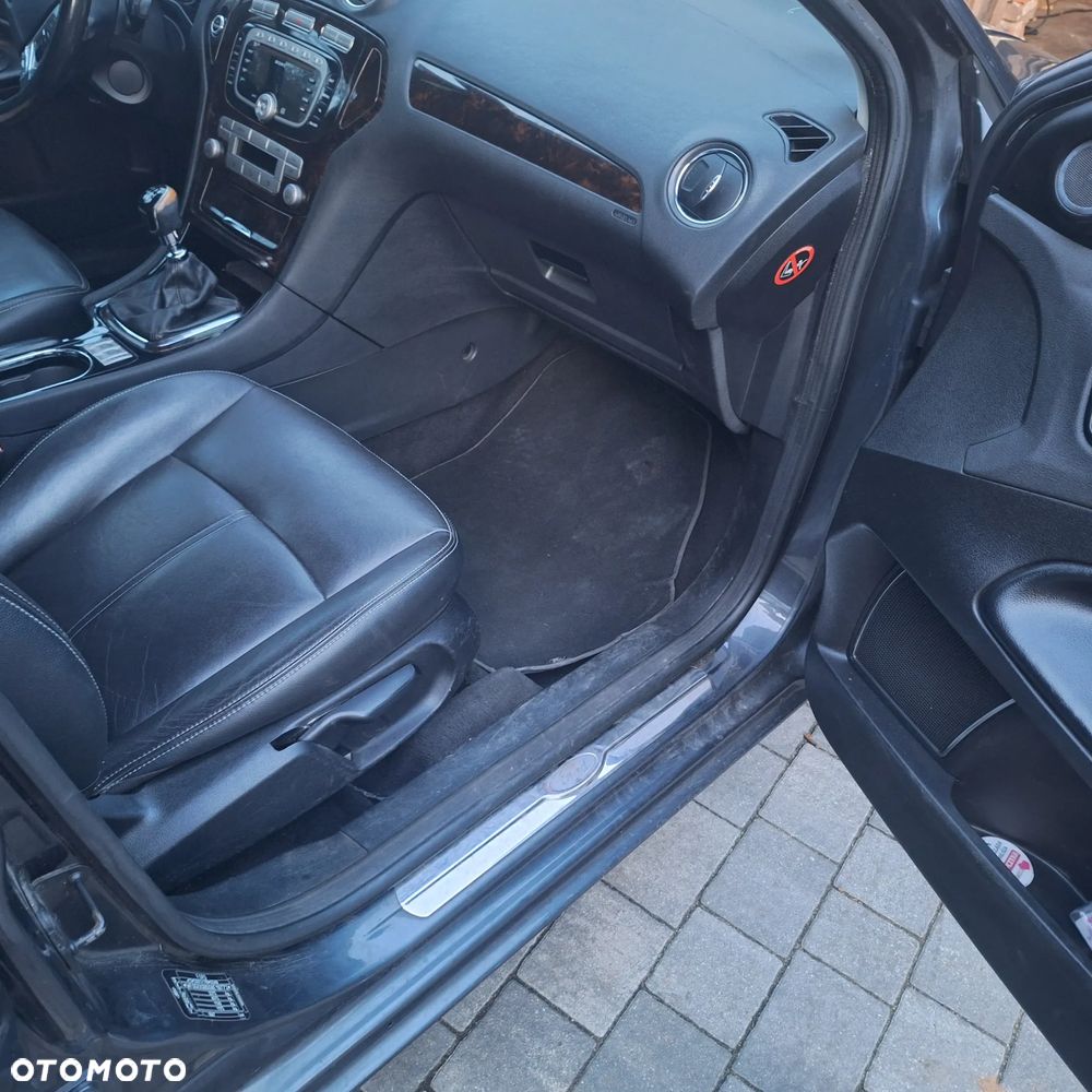 Ford Mondeo 2.0 TDCi Ghia - 2