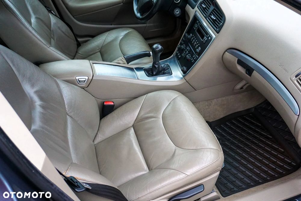 Volvo V70 2.4 Edition Comfort - 34