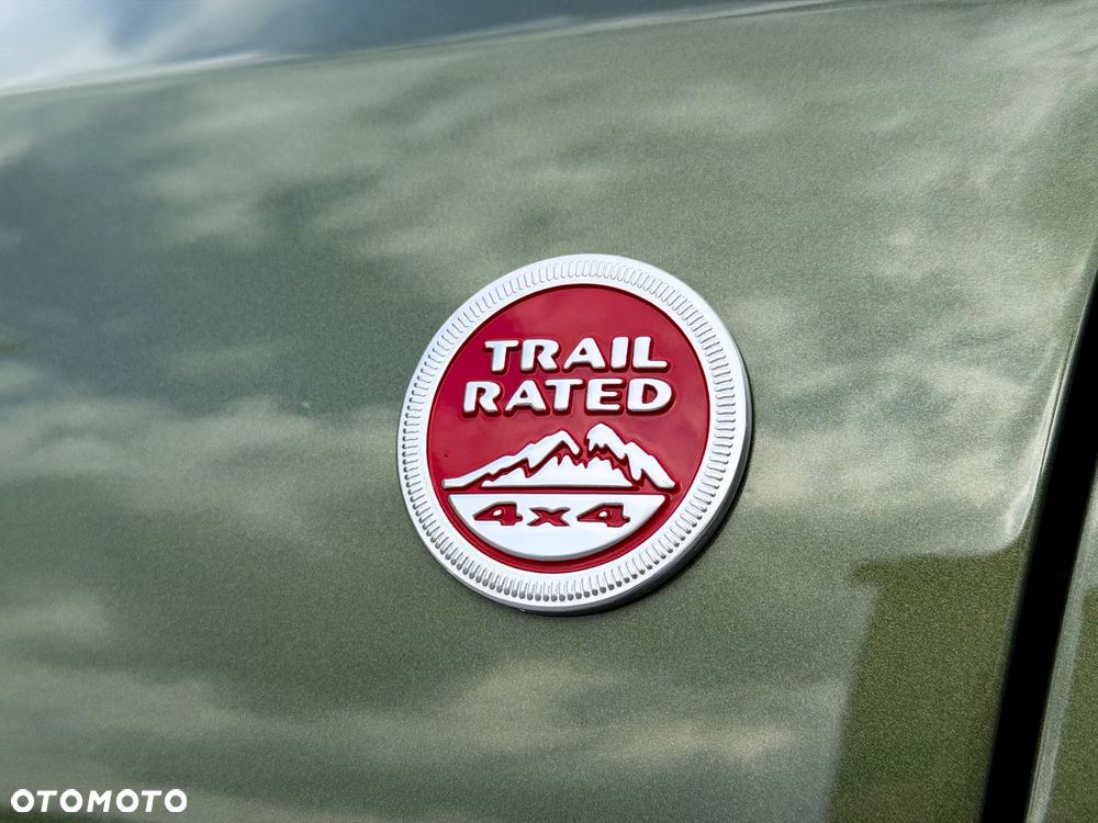 Jeep Grand Cherokee - 17