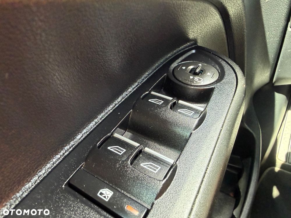 Ford B-MAX 1.0 EcoBoost COOL&CONNECT - 8