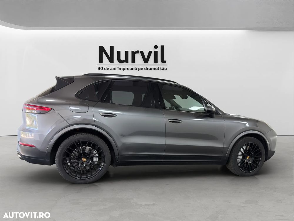 Porsche Cayenne S Tiptronic S Platinum Edition - 3