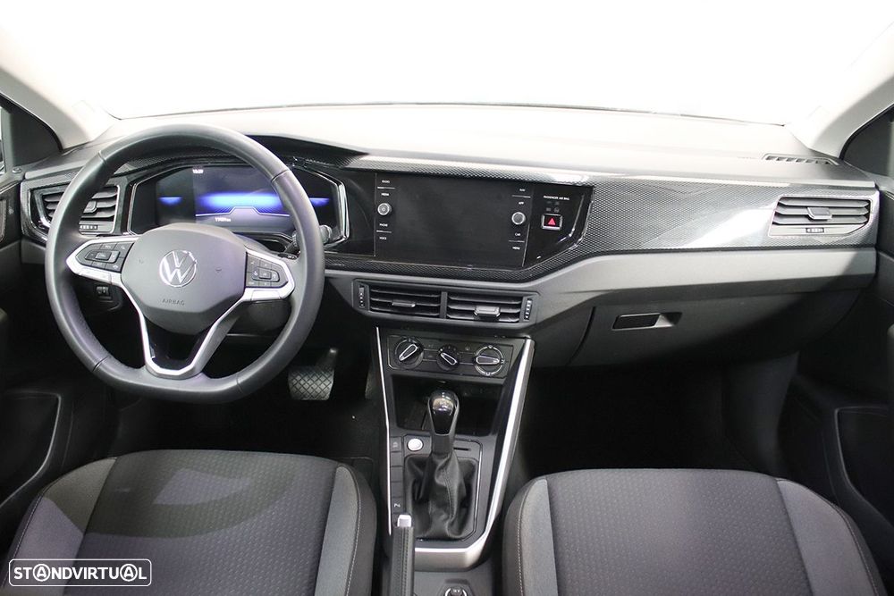 VW Taigo 1.0 TSI Urban DSG - 8