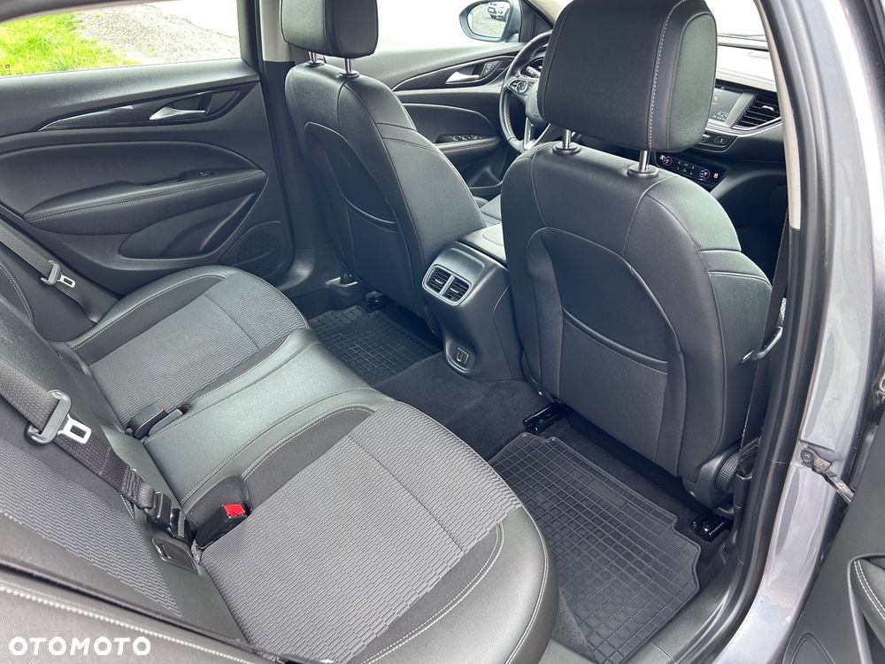 Opel Insignia 1.5 T Innovation S&S - 14