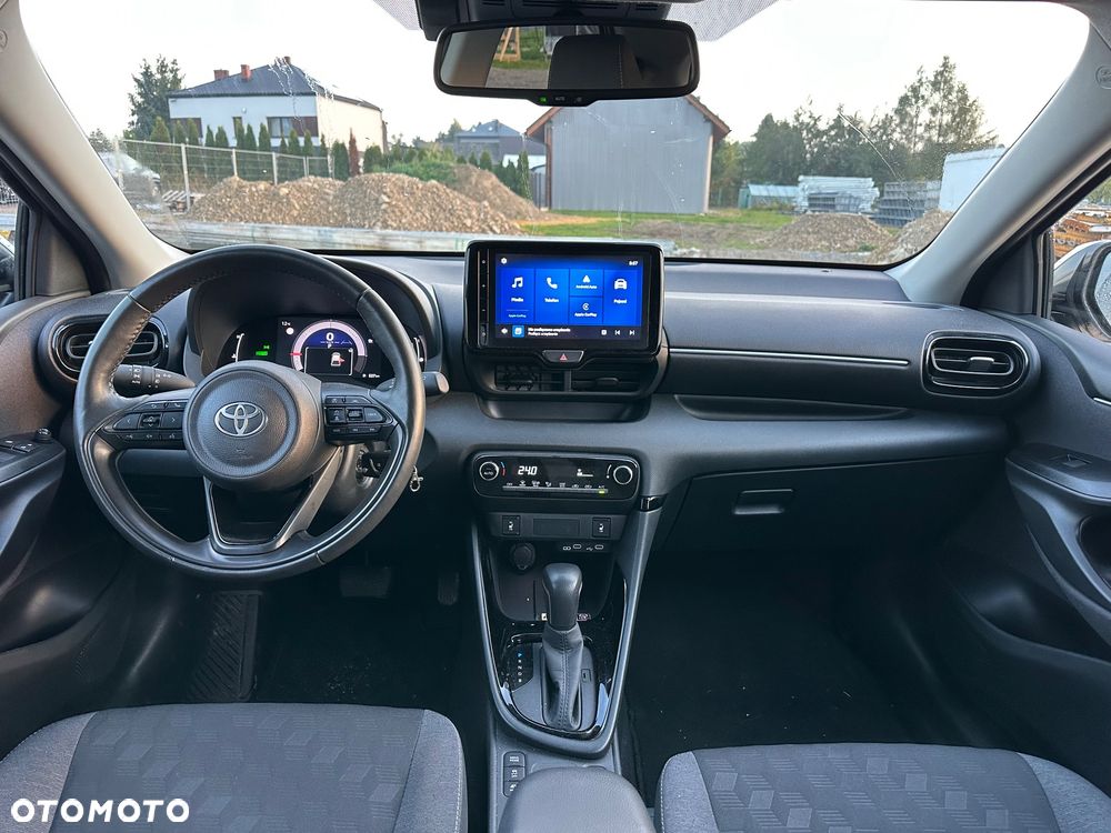 Toyota Yaris - 22