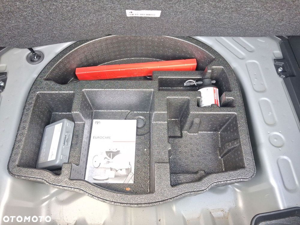 Toyota Yaris Cross Hybrid 1.5 Style - 25