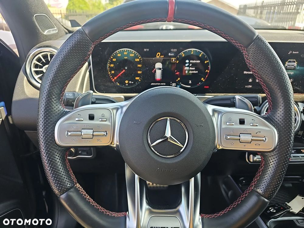 Mercedes-Benz GLB AMG 35 4-Matic - 9