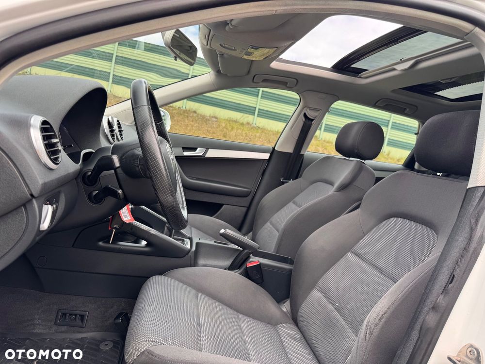 Audi A3 Sportback 2.0 TDI DPF S line Sportpaket - 30