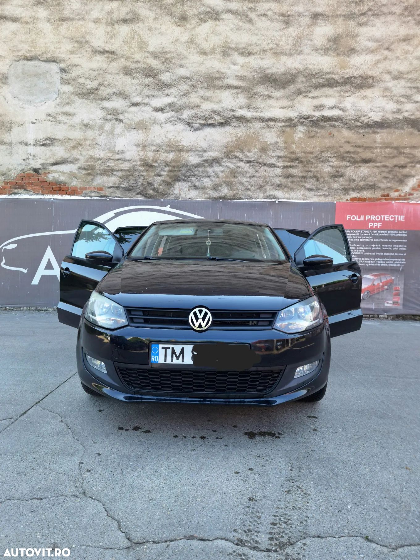 Volkswagen Polo - 1