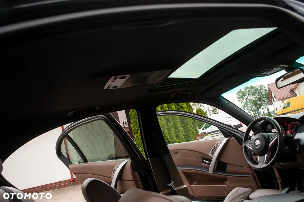 BMW Seria 5 530i SMG - 34