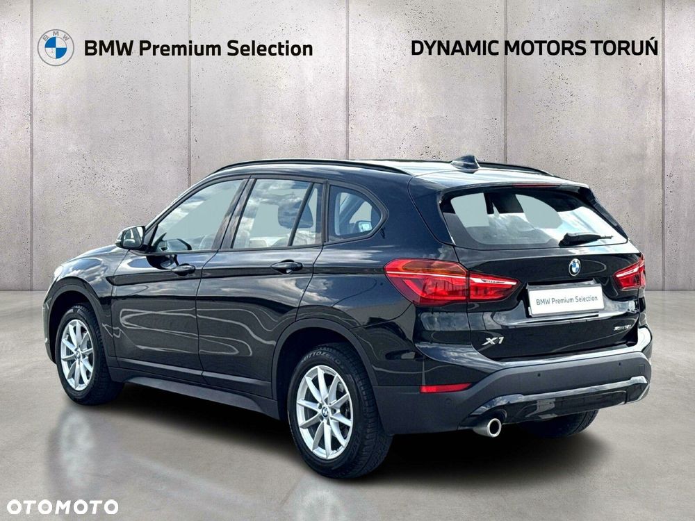 BMW X1 sDrive18i Advantage - 8