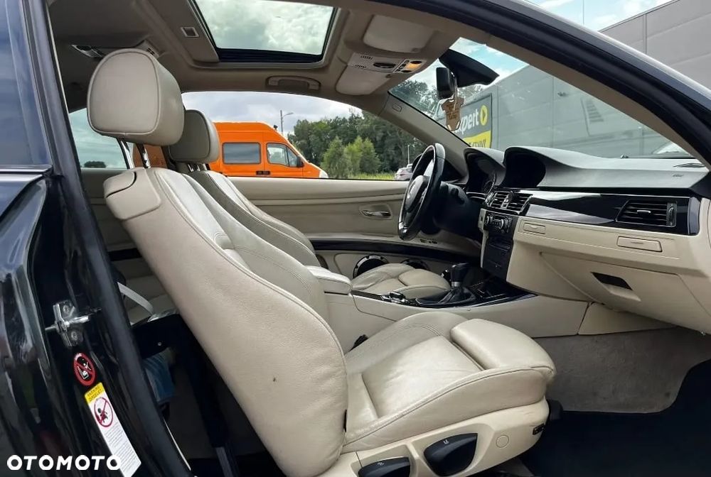 BMW Seria 3 320d - 4