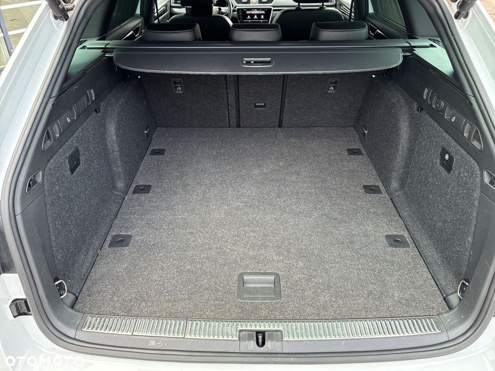 Skoda Superb 2.0 TDI SCR L&K DSG - 35